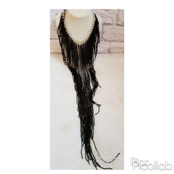 Black Seed Bead Necklace - Picture 5 of 6